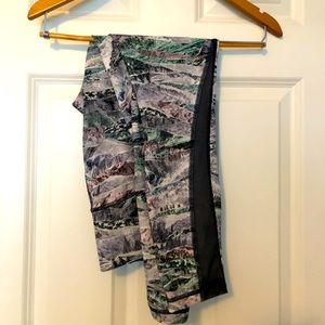 Lululemon Capri Leggings